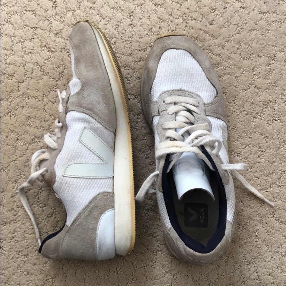 Veja women’s sneakers